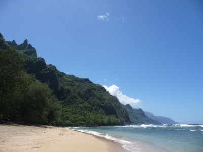 Ke'E Beach - tucked away on North Shore